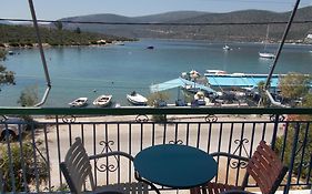 Ξενώνας Celana